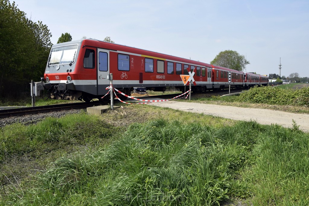 Schwerer VU LKW Zug Bergheim Kenten Koelnerstr P631.JPG - Miklos Laubert